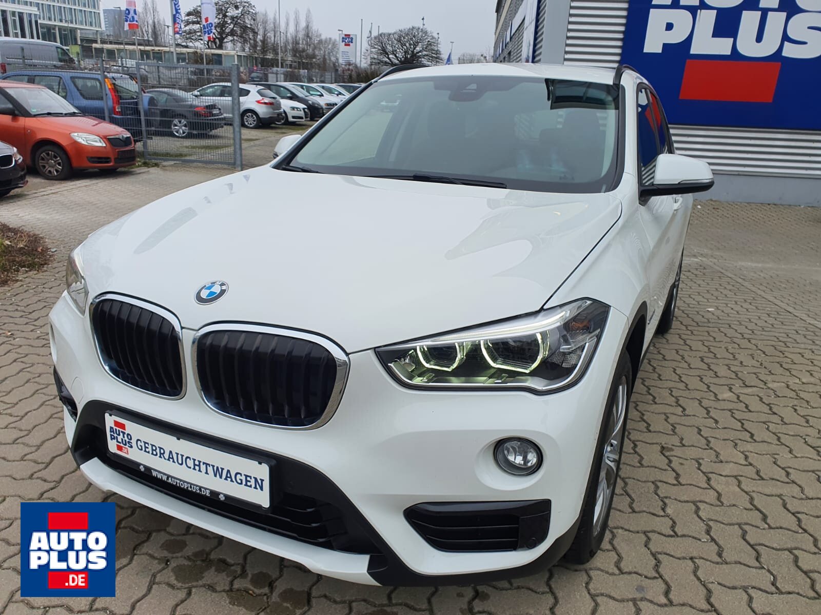 BMW X1 sDrive18d Sport Line KLIMA+NAV+PDC+SHZ+TEL+HU Gebraucht Kaufen in  Wolfsburg ➤