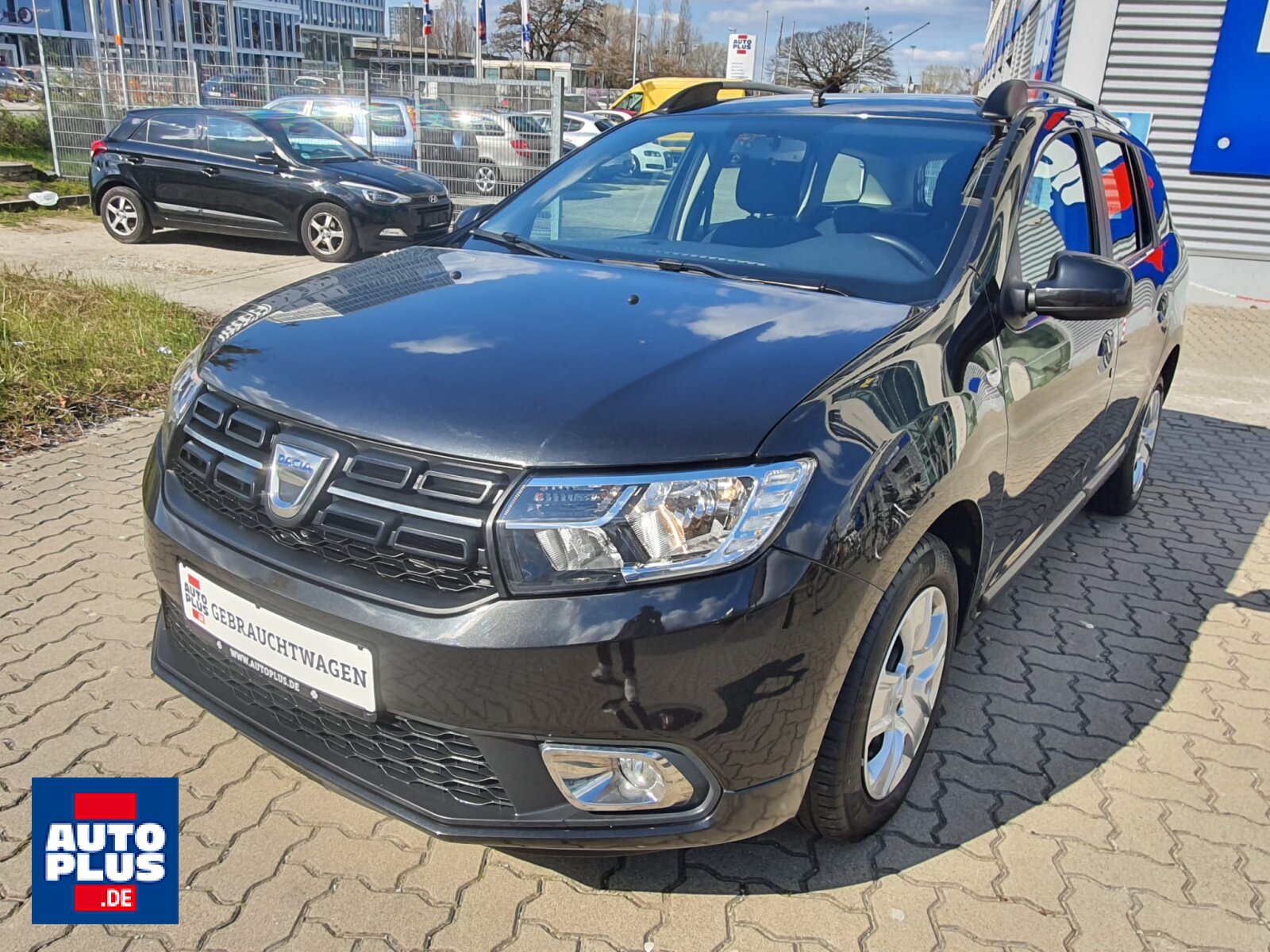 Dacia Logan MCV Blue dCi 95 Comfort AHK+NAVI+TELE+HU Gebraucht Kaufen in  Andernach ➤